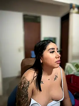 Sophie Dreamss online show from November 21, 2025, 8:51 pm