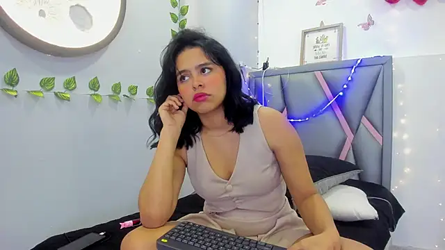 Sofia villareal online show from February 26, 2026, 12:48 pm