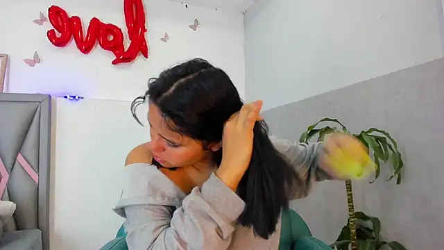 Sofia villareal online show from March 2, 2026, 1:07 pm