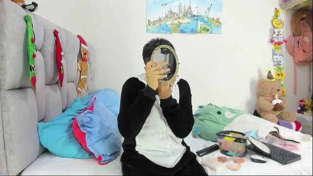 christopher Hot online show from January 7, 2026, 11:07 pm