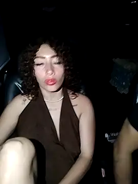 roxyrougee online show from September 14, 2025, 3:16 am