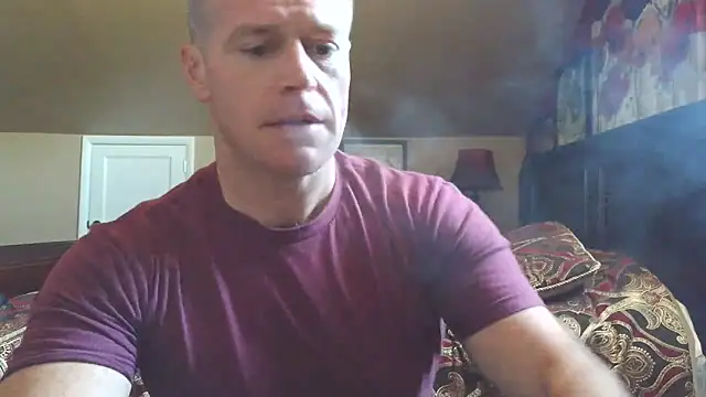 Snapshot of DILFiGuess11 chatting on June 1, 2026, 1:24 pm DILFiGuess11 online show from June 1, 2026, 1:24 pm