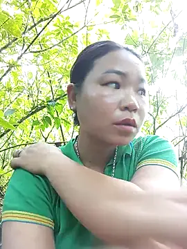 may-squirl online show from September 15, 2025, 1:05 am