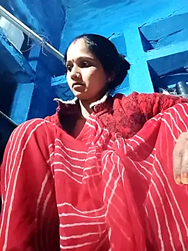 Jooli xx online show from December 21, 2025, 1:07 pm