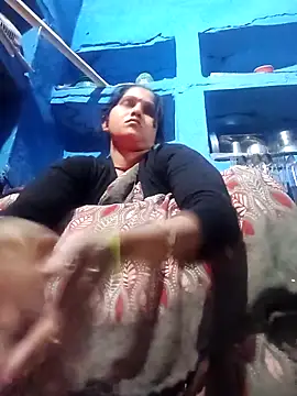 Jooli xx online show from March 26, 2026, 11:21 pm