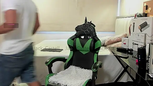 Jack castell online show from March 16, 2026, 10:58 pm