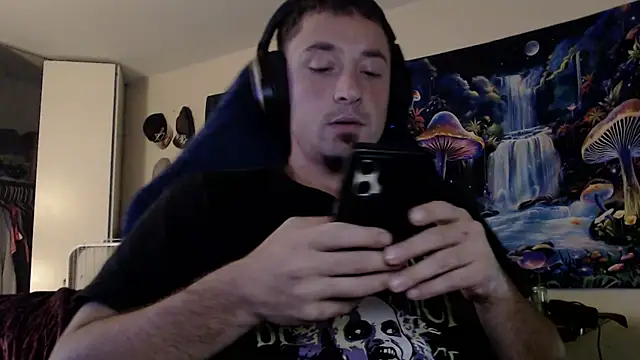 Snapshot of YoBlezz chatting on September 17, 2025, 9:44 am YoBlezz online show from September 17, 2025, 9:44 am