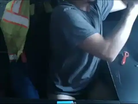 Snapshot of YoBlezz chatting on October 22, 2025, 6:13 am YoBlezz online show from October 22, 2025, 6:13 am