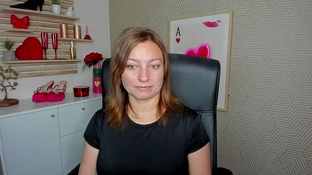 Snapshot of angelaSamt chatting on July 22, 2026, 5:32 am angelaSamt online show from July 22, 2026, 5:32 am