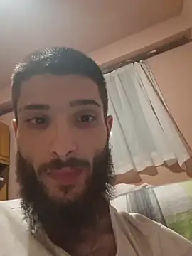 eetme827 online show from November 10, 2025, 8:52 pm