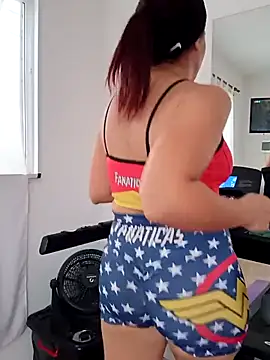 AngelinRedLatina online show from April 8, 2026, 12:27 pm