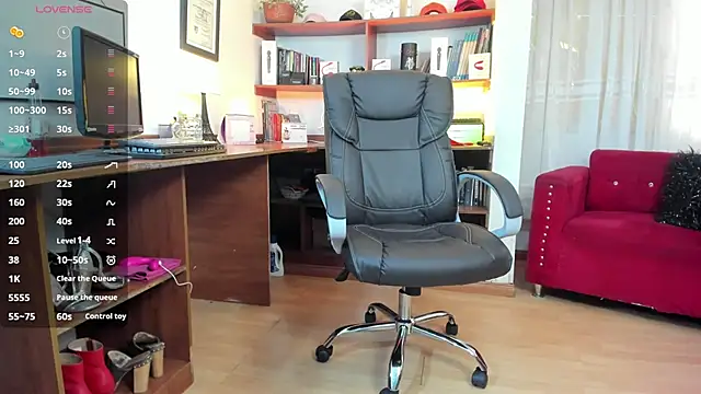 GretaVoss  online show from April 11, 2026, 8:13 pm