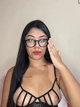 Alexa69xx online show from April 20, 2026, 8:43 pm