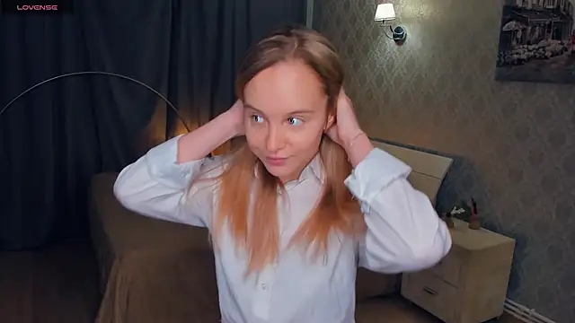 SoonMoor online show from November 8, 2025, 6:07 pm