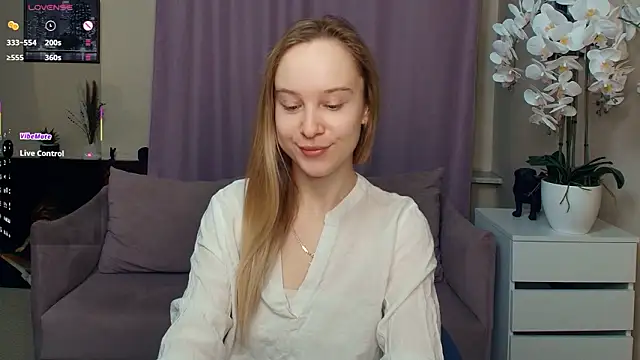 SoonMoor online show from March 6, 2026, 6:48 pm