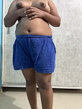 Snapshot of pooja_cam101 chatting on October 5, 2025, 7:07 am pooja cam101 online show from October 5, 2025, 7:07 am