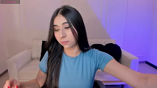 Snapshot of MayaMoretti_ chatting on June 27, 2026, 11:26 am MayaMoretti online show from June 27, 2026, 11:26 am