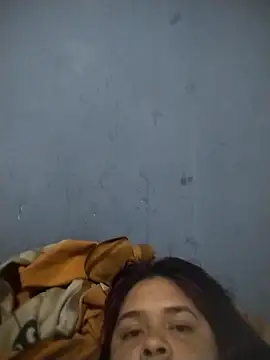 Snapshot of Marianny_1219 chatting on September 22, 2025, 4:03 am Marianny 1219 online show from September 22, 2025, 4:03 am