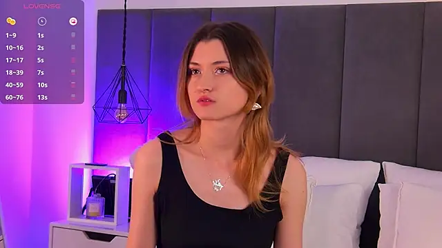 Snapshot of LillySvon chatting on November 4, 2025, 4:50 pm LillySvon online show from November 4, 2025, 4:50 pm