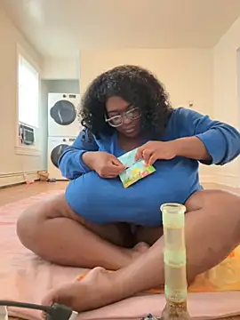 bunbun420247 online show from October 13, 2025, 2:39 pm