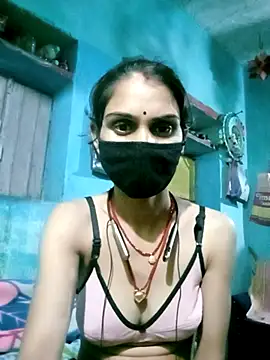 Nishaa ji online show from November 5, 2025, 7:47 pm