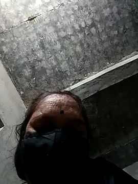 suhani sharmj online show from December 5, 2025, 3:41 pm