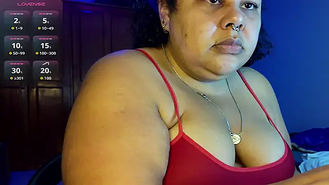Snapshot of xlatinastar chatting on May 26, 2026, 12:12 pm xlatinastar online show from May 26, 2026, 12:12 pm