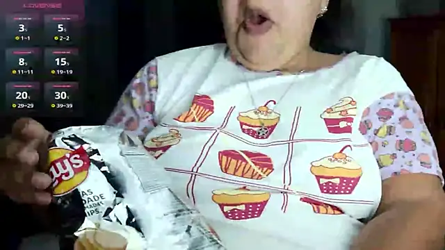 Snapshot of xlatinastar chatting on May 31, 2026, 7:15 pm xlatinastar online show from May 31, 2026, 7:15 pm