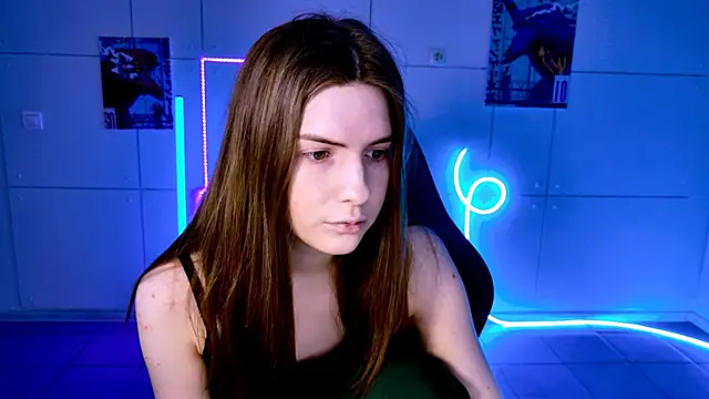 AliceCUNTach online show from October 3, 2025, 5:04 am