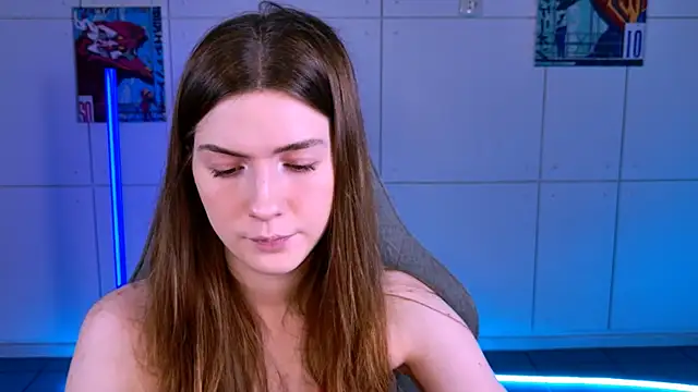 AliceCUNTach online show from October 22, 2025, 5:08 am