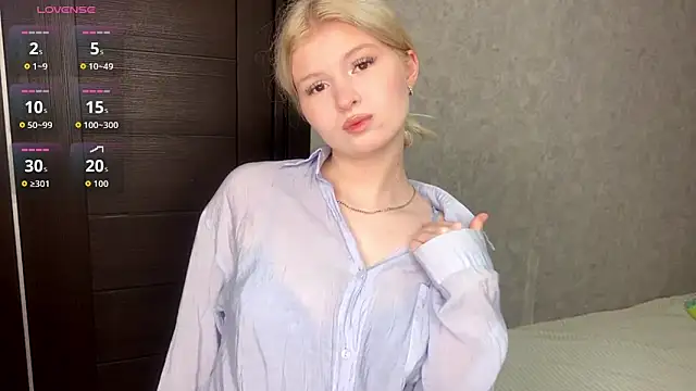 ShontaWasilko online show from April 7, 2026, 7:36 pm