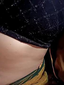 Hot lali 555 online show from September 20, 2025, 3:24 pm