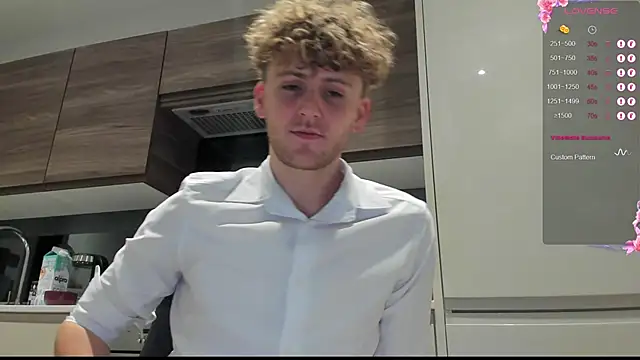 DominantAlex18 online show from December 18, 2025, 3:51 pm