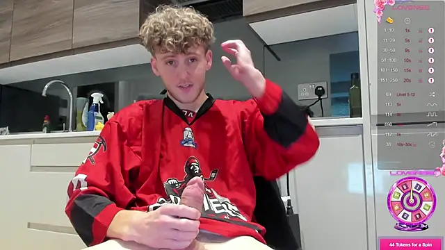 DominantAlex18 online show from March 6, 2026, 1:51 pm