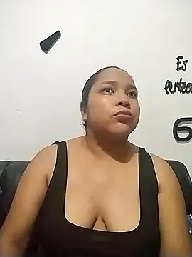 Angelly ricura online show from December 2, 2025, 1:44 am