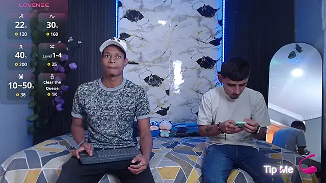 SpicyBoys X online show from September 18, 2025, 10:45 pm