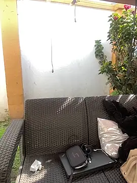 Adele Pinkk online show from December 1, 2025, 1:38 pm