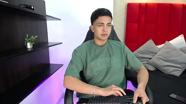 Cady Hot online show from January 16, 2026, 8:24 pm