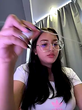 Snapshot of Angeldusttt chatting on September 25, 2025, 4:54 pm Angeldusttt online show from September 25, 2025, 4:54 pm