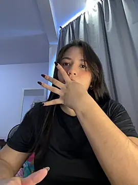Snapshot of Angeldusttt chatting on September 27, 2025, 5:40 pm Angeldusttt online show from September 27, 2025, 5:40 pm