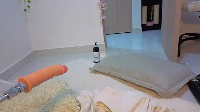 0ne 0f 0ne online show from November 18, 2025, 1:22 am