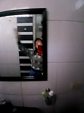 Snapshot of Venuxx chatting on December 14, 2025, 6:23 pm Venuxx online show from December 14, 2025, 6:23 pm