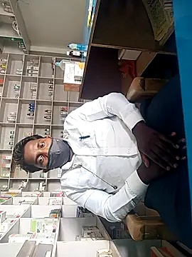 Snapshot of blackdick44 chatting on September 29, 2025, 8:19 am blackdick44 online show from September 29, 2025, 8:19 am