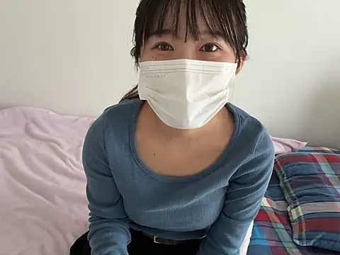 Snapshot of hikiwarinatto_xoxo chatting on October 19, 2025, 1:06 am hikiwarinatto xoxo online show from October 19, 2025, 1:06 am