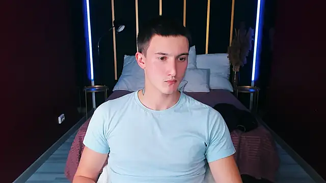 Snapshot of David__Diamond chatting on September 15, 2025, 8:31 pm David Diamond online show from September 15, 2025, 8:31 pm