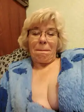 52MiaLove02 online show from October 28, 2025, 5:59 pm