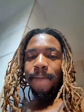 Snapshot of Cianda24 chatting on February 3, 2026, 7:41 pm Cianda24 online show from February 3, 2026, 7:41 pm