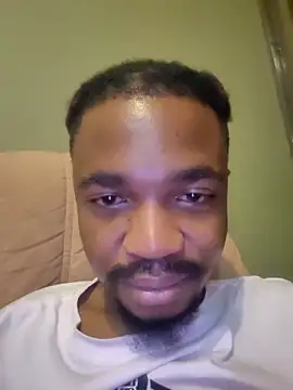 Snapshot of Cianda24 chatting on March 4, 2026, 7:20 pm Cianda24 online show from March 4, 2026, 7:20 pm