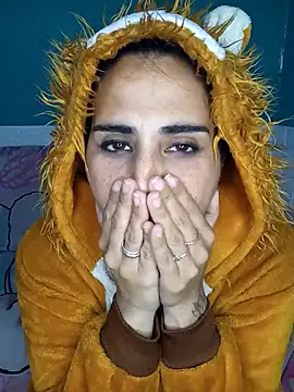 Snapshot of kariciasecreta chatting on September 16, 2025, 2:34 am kariciasecreta online show from September 16, 2025, 2:34 am