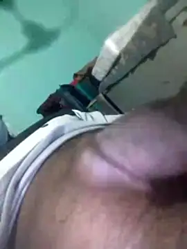 Snapshot of bappyandbanulove chatting on November 13, 2025, 6:40 pm bappyandbanulove online show from November 13, 2025, 6:40 pm